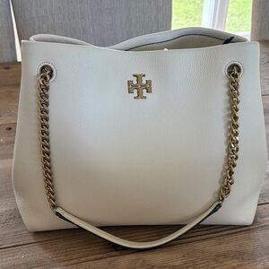Tory Burch Kira Cream Shoulder Bag with Gold Chain